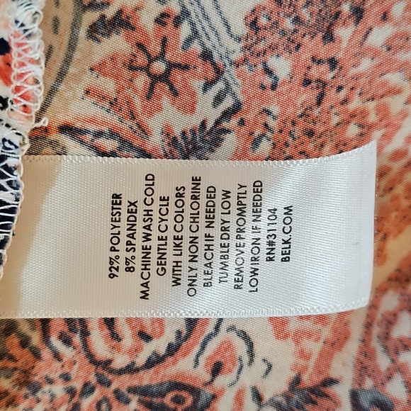 Button Top - Picture 14 of 16